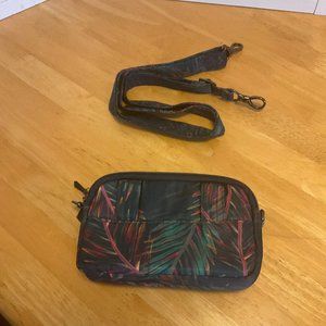 EUC Lug Coupe in Tropical Multi